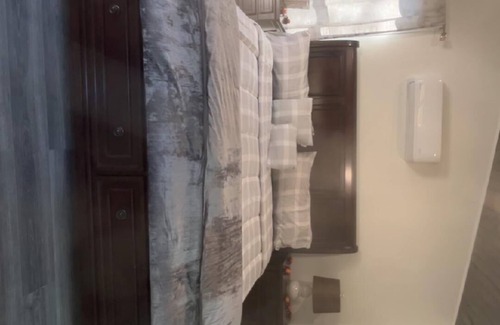 New Paltz Cabin | perfect studio, few minutes away to the heart of new Paltz & Mohonk Mountain