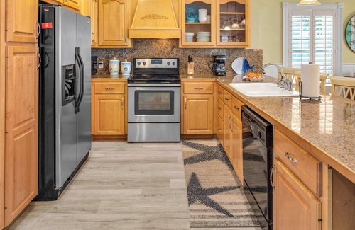 Port St. Joe House | Perfect Timing- On The Beach, Sleeps 10