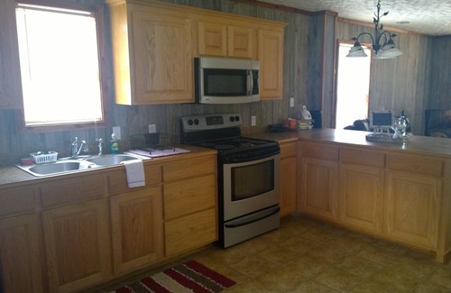 Broaddus House | Perfect "WATERFRONT" Get Away To Create Wonderful Memories on Lake Sam Rayburn