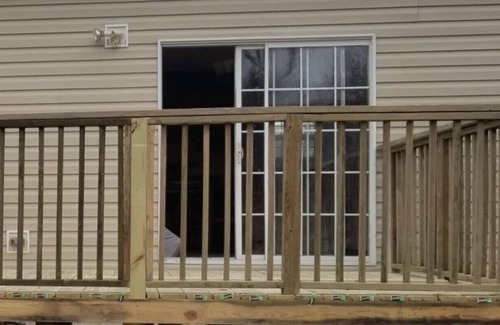 Sunshine House | Perfectly Located 3BR /2BA : 5 mins from Dow !