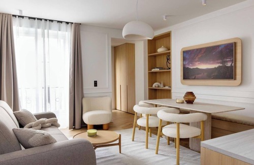 Gaillon Apartment | PERFECTLY LOCATED BETWEEN THE MARAIS, LOUVRE & OPERA DISTRICTS - RUE SAINTE-ANNE