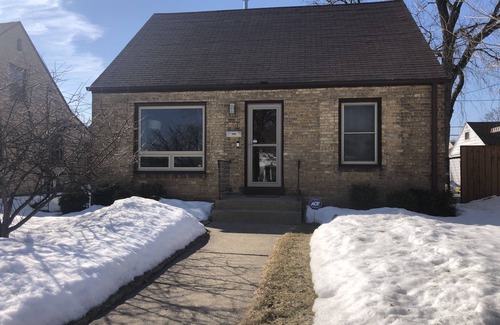 Milwaukee House | Perfectly located cottage home - within 15 minutes of everything!