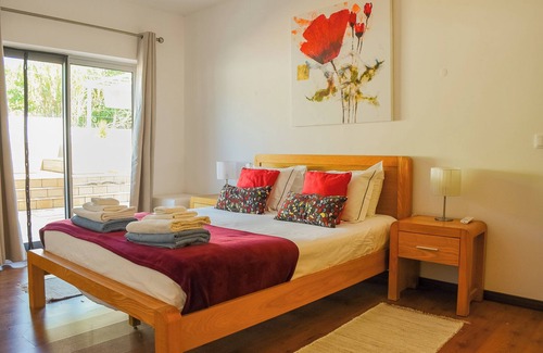 Fuseta Resort | Perfectly located family home. Close to the town and the beaches.