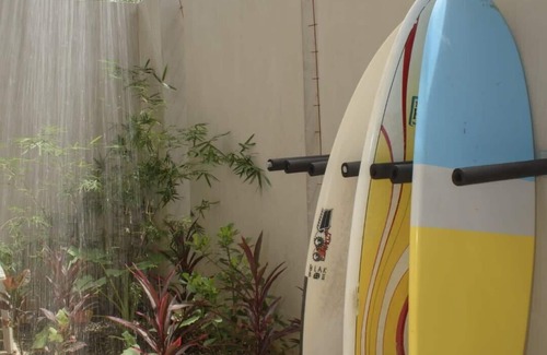 Nosara House | Perfectly located in Playa Guiones. Walk to the beach, shops, restaurants & yoga