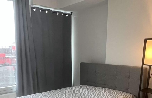 Southwest Apartment | Perfectly Located Modern 2BR condo