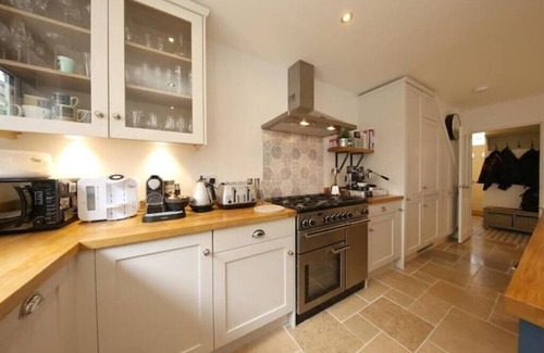 Roath Apartment | Perfectly Positioned Pad