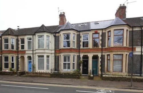 Roath Apartment | Perfectly Positioned Pad