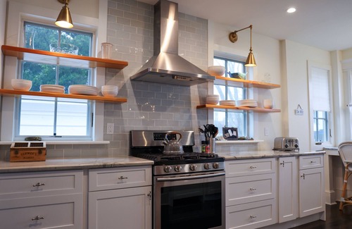 Cape May House | Perfectly Situated, Beautifully Renovated, Very Short Walk to Beach and Mall!