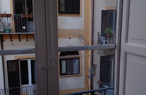 Kalsa Apartment | Period residence Piazza Borsa