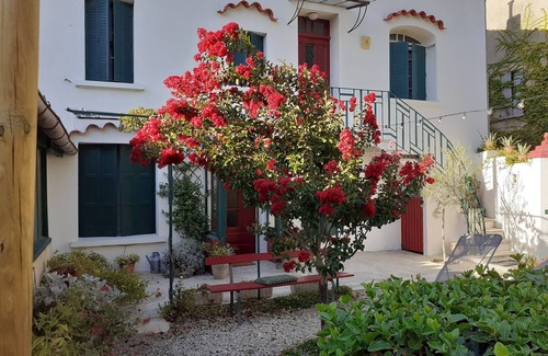 Pernes-les-Fontaines Apartment | PERNES LA PROVENCALE