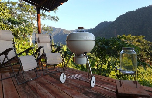 Shapaja Cabin | 🌿 Personalized Amazon escape: 🧘‍♀️yoga, 🌄hikes, 🍫chocolate & 💚healing