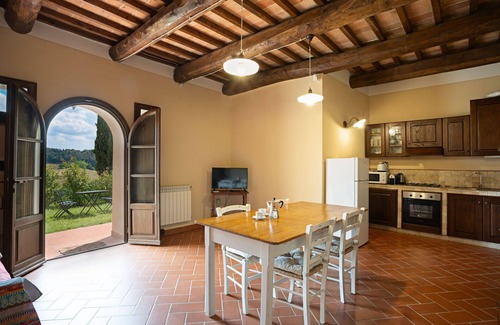 San Gimignano Apartment | Pesa, Montauto - Holiday apartment with pool close to San Gimignano