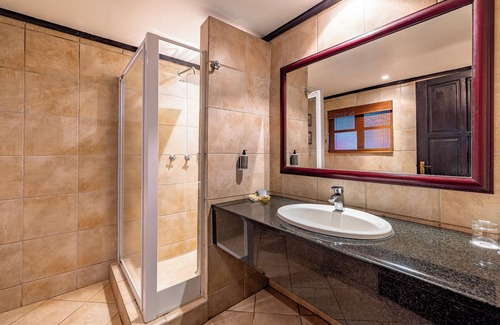 Malelane Cabin | Pestana Kruger Lodge