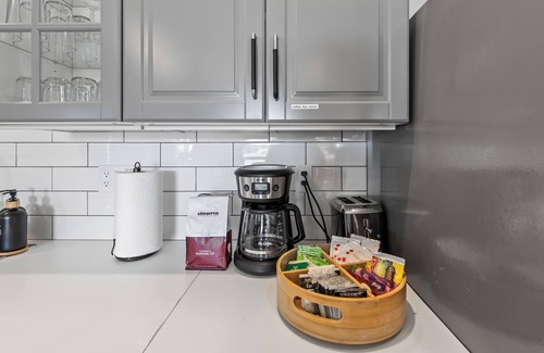 Montrose House | Pet & Family Friendly, Mountain Views, Downtown Montrose 20 Min to National Park