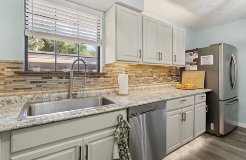 Yulee House | Pet & Family-Friendly w/Fenced Yard & Golf Cart