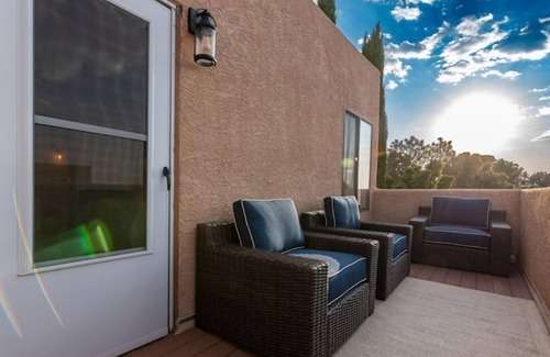 Bear Canyon Estates House | Pet-free home in safe NE heights neighborhood!