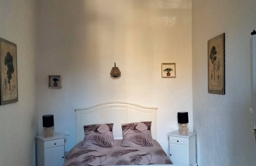 Saint-Pons-de-Thomieres Apartment | Pet-friendly apartment le petit paradis :)