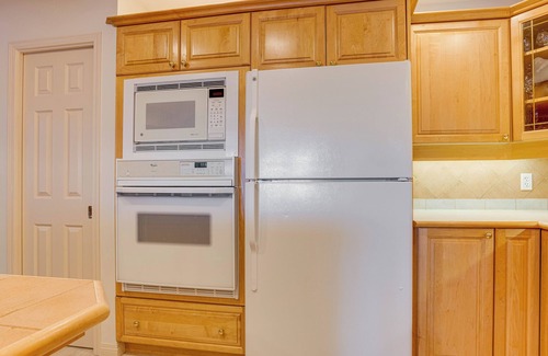 Silver Star Mountain House | Pet friendly chalet right on the ski way, steps from tube town pet friendly too!