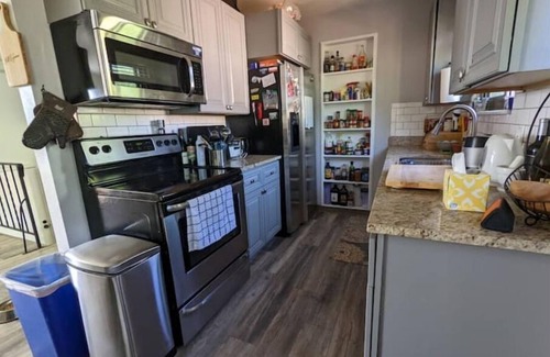 West Westminster House | Pet-friendly 2b2b, beautiful views near Boulder