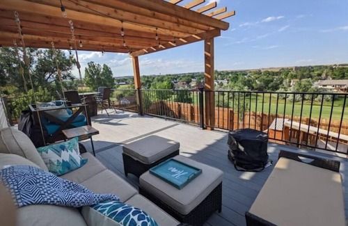 West Westminster House | Pet-friendly 2b2b, beautiful views near Boulder