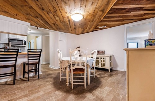 Cary House | Pet-Friendly 2BR Ranch w/ WiFi & Parking by RTP
