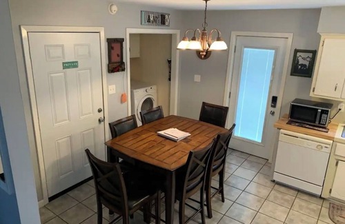 Heber Springs House | Pet-Friendly 3-bedroom neighborhood home close to shopping, lake and river