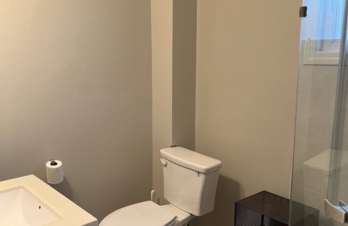 Malden Condo | Pet Friendly 3-BR 2-Bath Spacious Condo 15 minutes to Boston