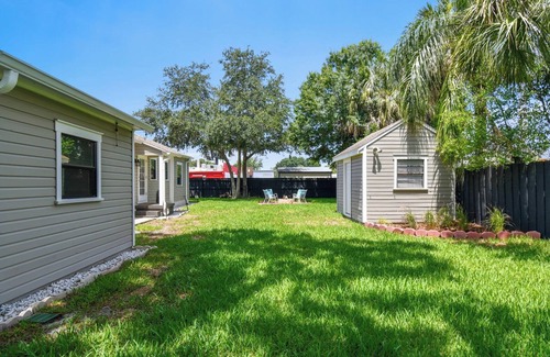 Virginia Park House | Pet-friendly 3bdr 2bath house close to airport, downtown, beach and restaurants.