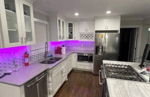 Decatur House | Pet friendly 4-bedroom house in Decatur