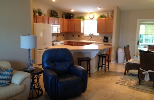 Duval House | Pet Friendly! - A 3 Bedroom, 2 Bath includes Golf Cart