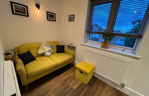 Brighton City Centre Apartment | Pet friendly and central Laines location, 1 minute from station