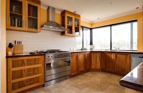 Yallingup House | Pet-Friendly and Private - 'Land of Paradise'