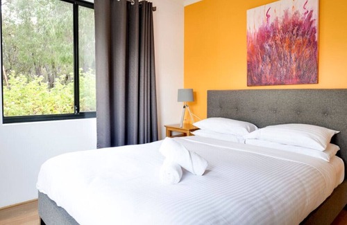 Yallingup House | Pet-Friendly and Private - 'Land of Paradise'