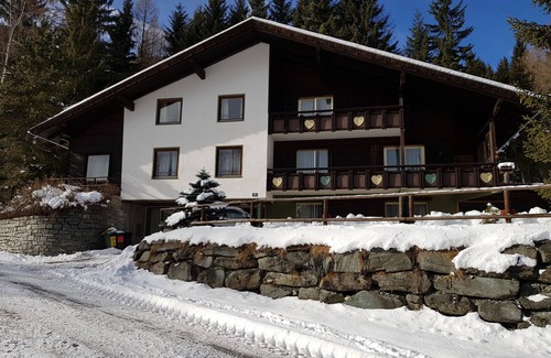 Sankt Oswald Apartment | Pet-friendly Apartment in Bad Kleinkirchheim