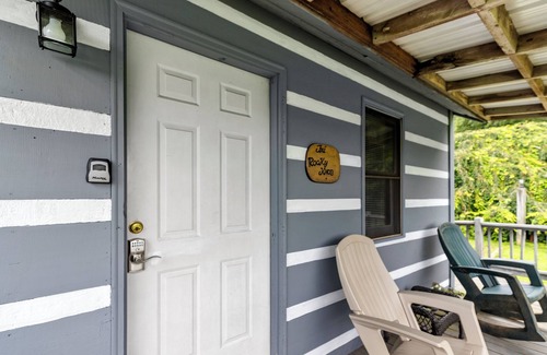 Fancy Gap Cabin | Pet Friendly Cabin Hideaway For 2! Cabin 7