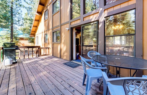 Truckee Cabin | Pet-Friendly Cabin w/Tahoe Donner Community Perks