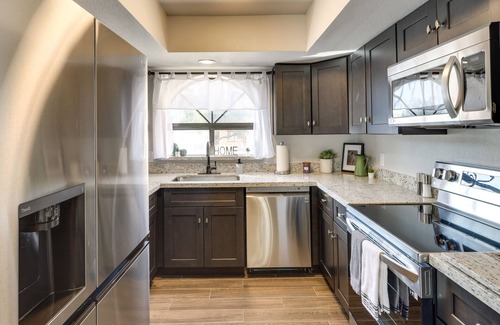 Casa Grande House | Pet-Friendly Casa Grande Townhome: Screened Atrium