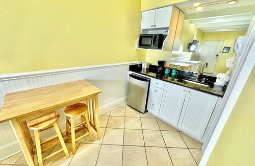 Atlantic Beach Hotel | Pet-friendly, Centrally Located, 3 Blocks to beach! Unit 206