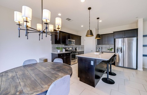 Clovis Cottage | Pet-friendly Clovis Home - Near Mall & Waterpark!