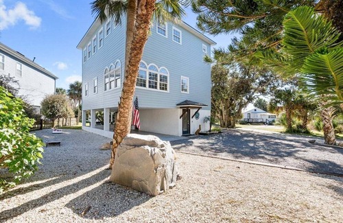 St. Augustine House | Pet-friendly coastal retreat, walking distance to 2 public beach access points!