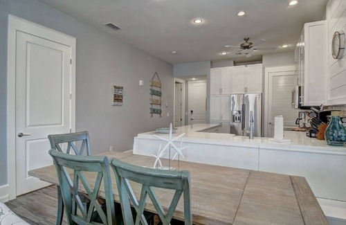Cinnamon Shore Condo | Pet-Friendly Condo w/Beach Fun Decor & Resort Amenities@Cinnamon Shore