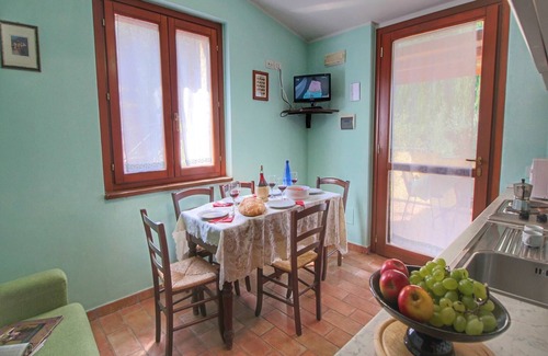 Bettona Cottage | Pet-Friendly Cottage with pool