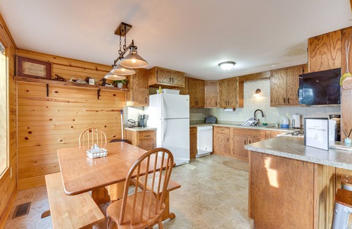 New Post Cabin | Pet-Friendly Couderay Cabin w/Boat Dock + Grill!