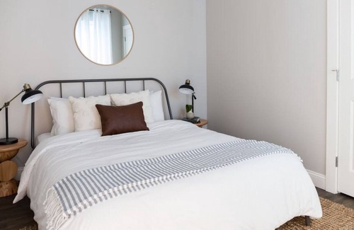 Downtown Boston Apartment | Pet Friendly | Downtown Boston | Elevator + W/D