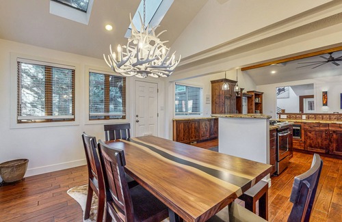 South Snyderville Basin House | Pet-friendly duplex w/mountain views, 2 en suite bedrooms, shared firepit, deck