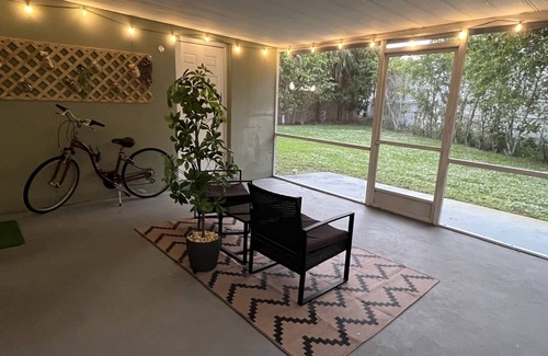 Pompano Beach House | Pet Friendly, Fully Fenced! Relaxing escape in the heart of Lighthouse Point