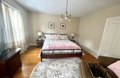 Winthrop Other | Pet friendly, Family Homestead 1 hr from the coast!