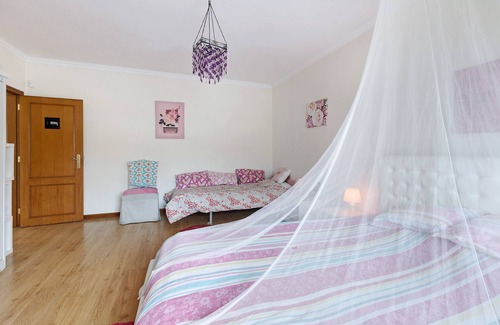 Mafra Villa | Pet-Friendly Finca "Quinta Serra e Mar" with Pool, Garden, A/C & Wi-Fi