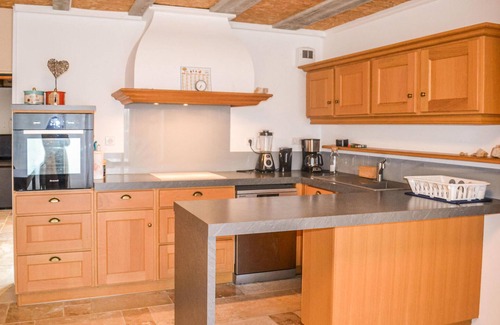 Jumilhac-le-Grand House | Pet friendly home in Jumilhac-Le Grand