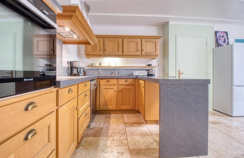 Jumilhac-le-Grand House | Pet friendly home in Jumilhac-Le Grand